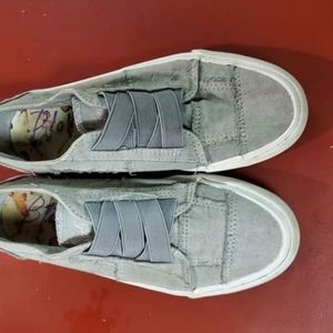 Blowfish women's shoes size 6